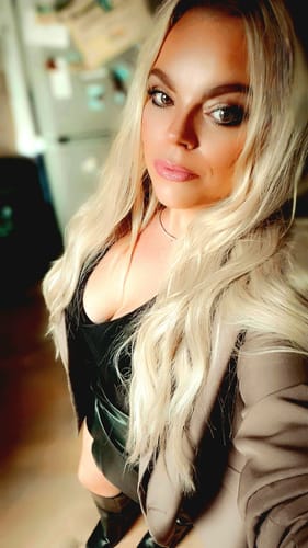 Customer photo review of The Loose Wave HD Fibre 24" Lace U Part Wig