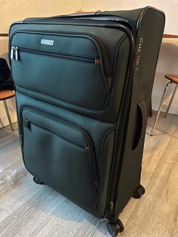 Customer photo review of Montecito 3.0 Softside Large Check-In Expandable Spinner