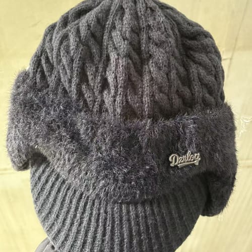 Customer photo review of PolarHeat I Die All-in-One-Wintermütze für Komfort und Wärme