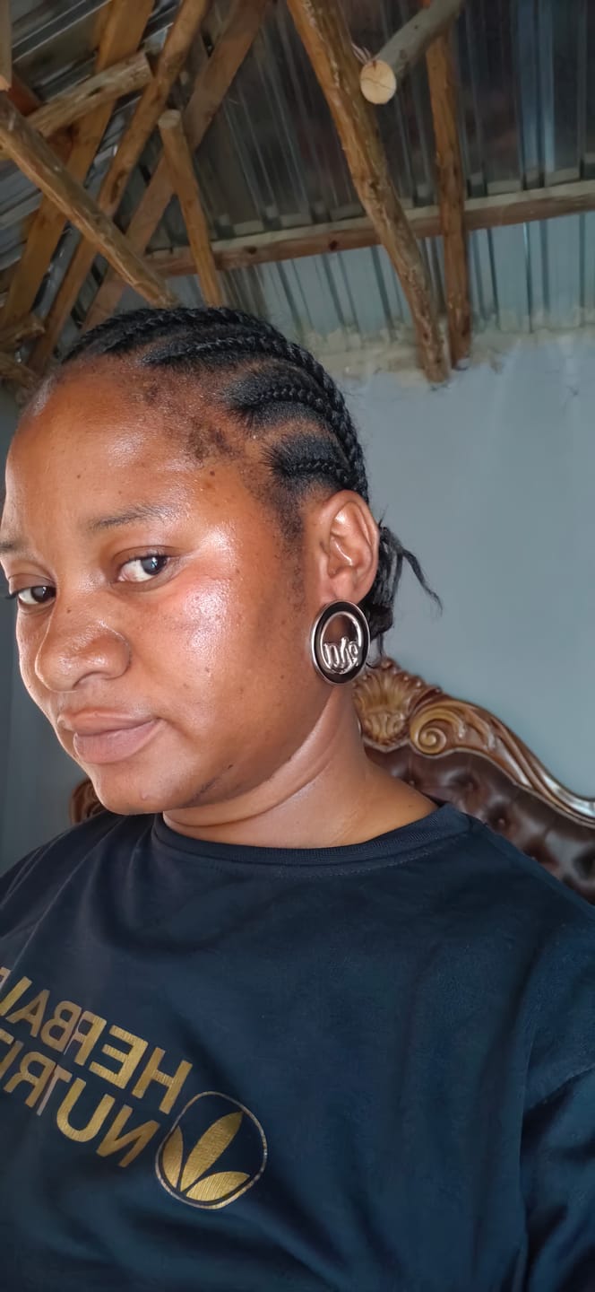 Customer photo review of Silver Era Logo Mini Hoops
