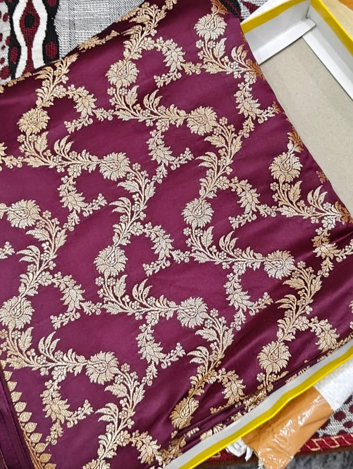 Customer photo review of Wine Moglai Jaal Katan Silk Banarasi Saree