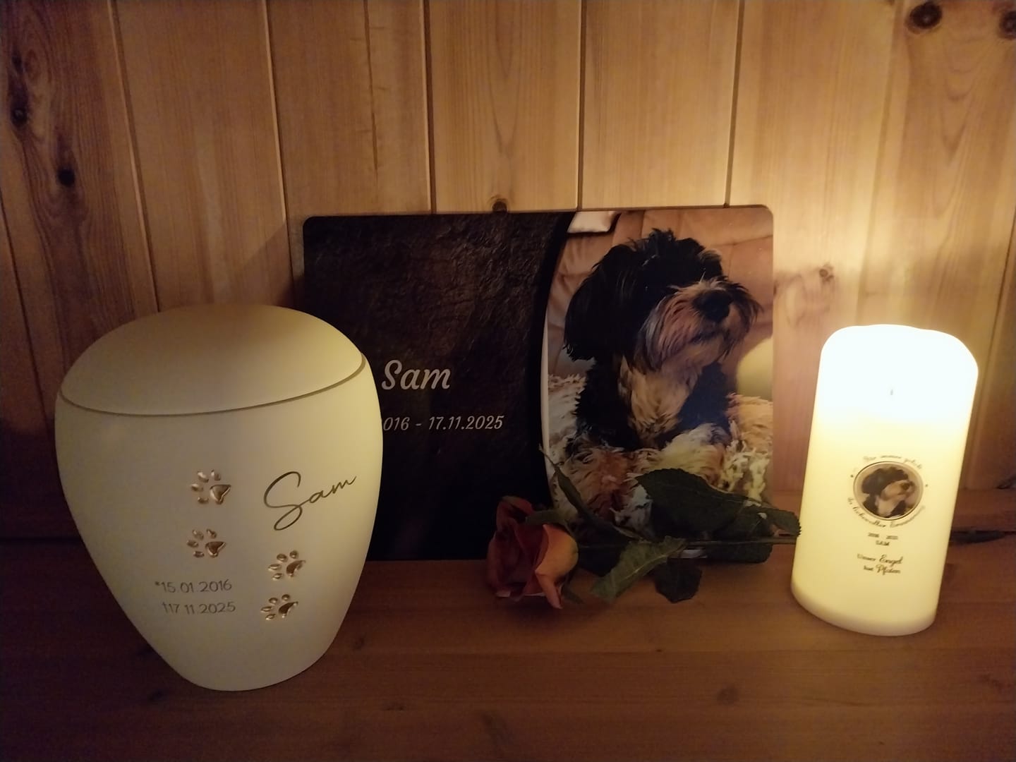 Customer photo review of In liebevoller Erinnerung - Individuelle LED Kerze