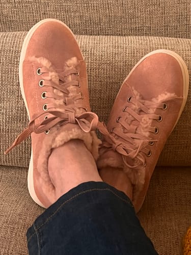 Customer photo review of Women's Holly Sheepskin Sneaker Pink