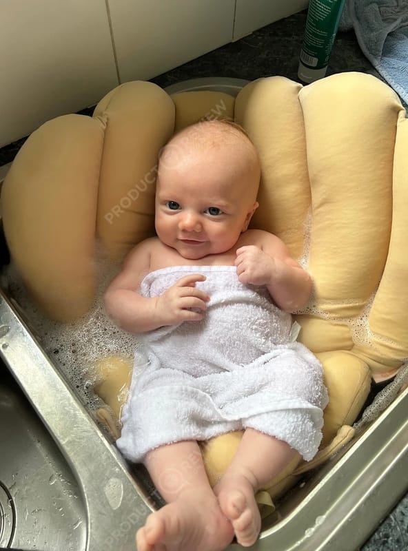 Customer photo review of Bleue Bebe's Sink Bather