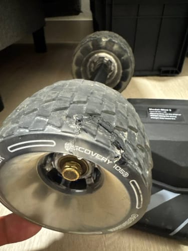 Customer photo review of Tynee® Mini 3 Electric Skateboard & Shortboard