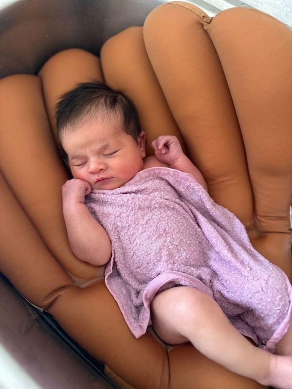 Customer photo review of Bleue Bebe's Sink Bather