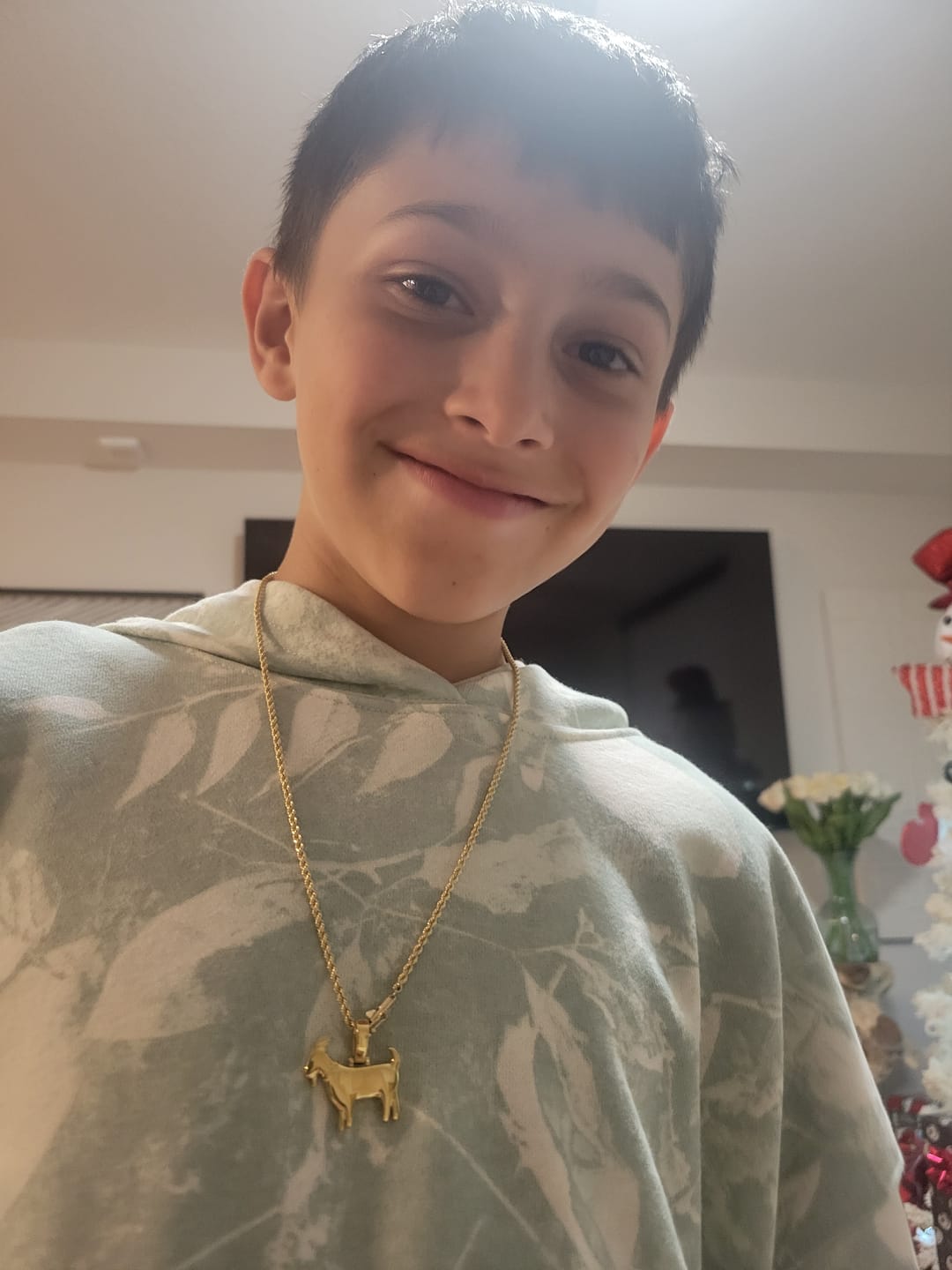 Customer photo review of GOAT
