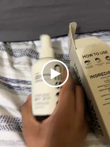 Customer video review of Curl Refresh Spray