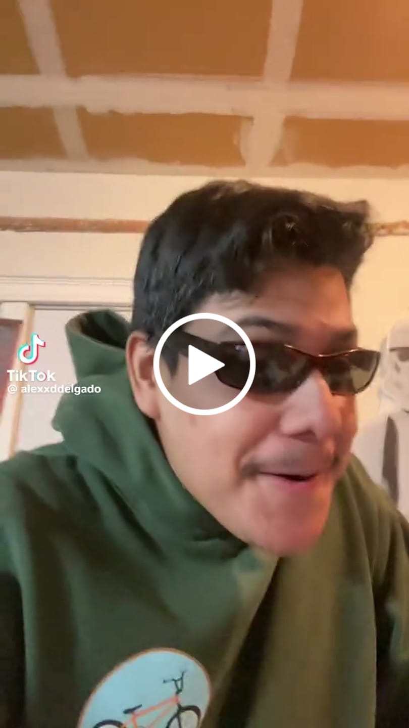 Customer video review of Pioneer Field Coat