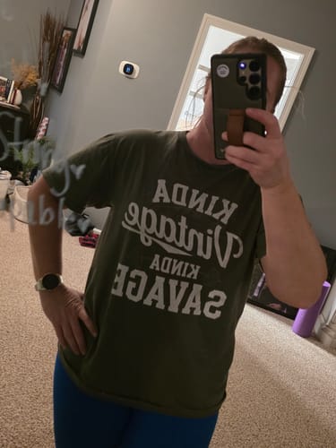 Customer photo review of Kinda Vintage T-Shirt