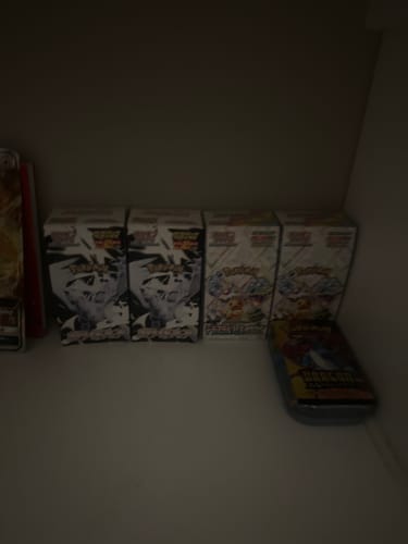 Customer photo review of Pokemon White Flare Deluxe Booster Box sv11W