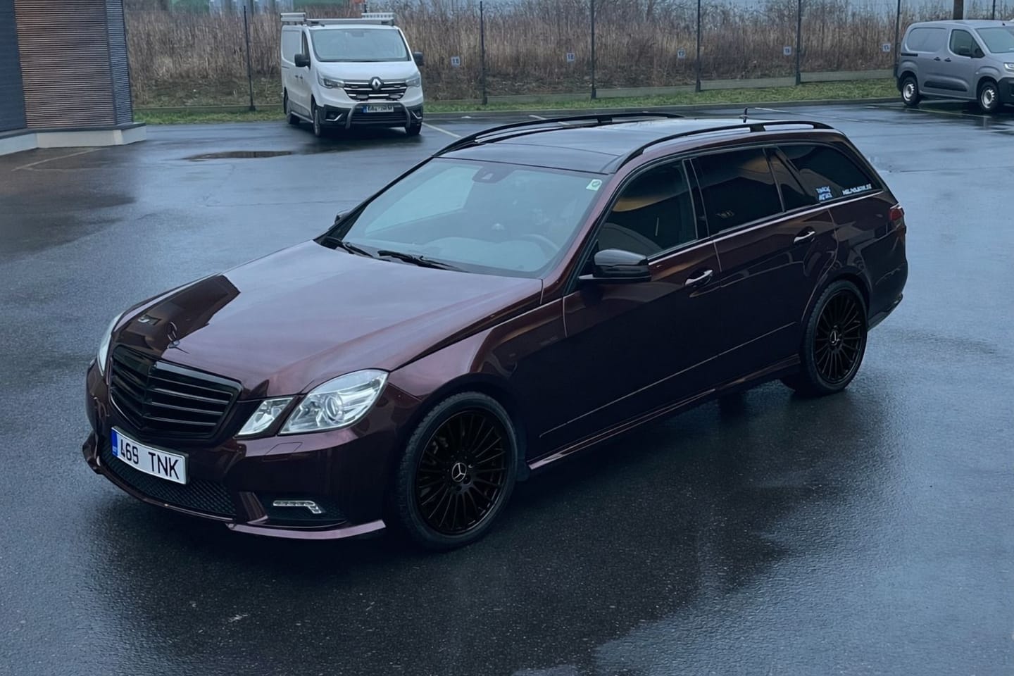 Customer photo review of Glossy Metallic Black Rose Vinyl Wrap