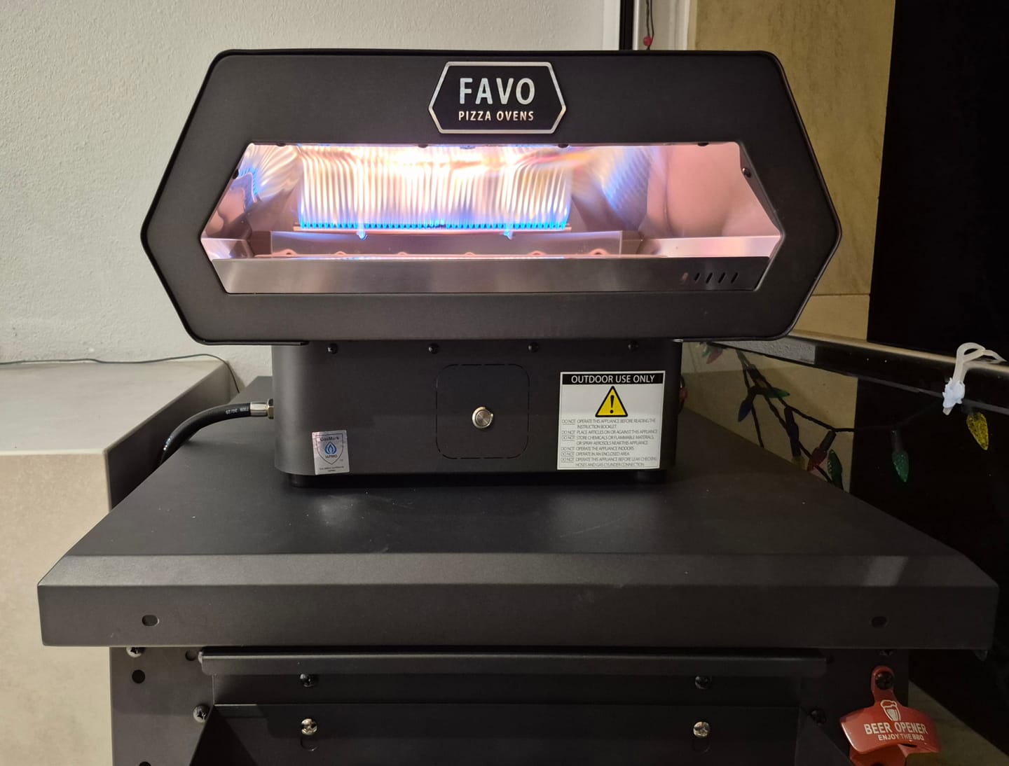 Customer photo review of FAVO Pizza table