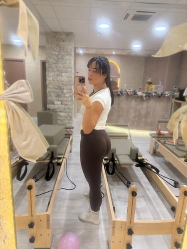 Customer photo review of The Prime Line Leggings