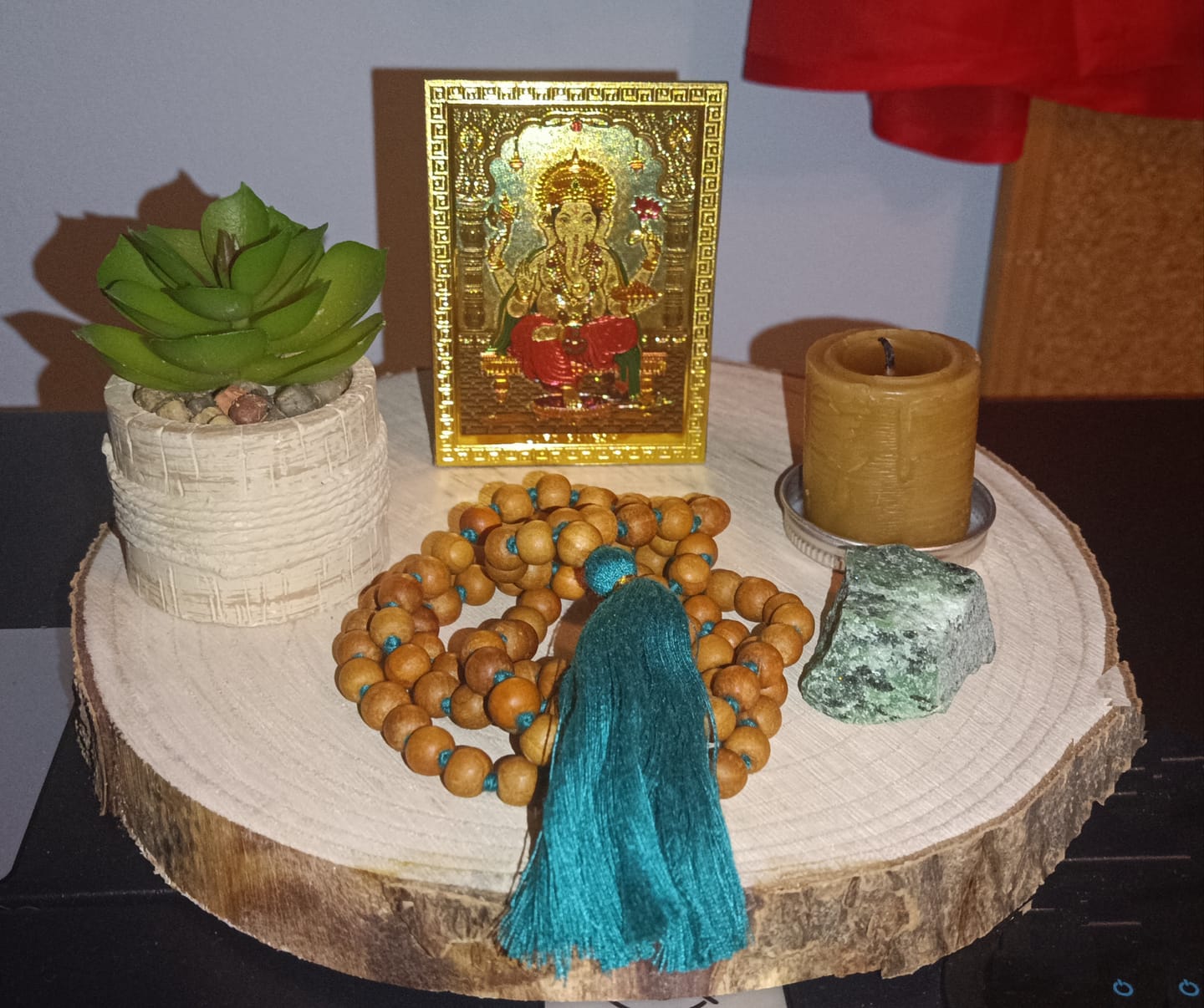 Customer photo review of Japa Mala de Sándalo