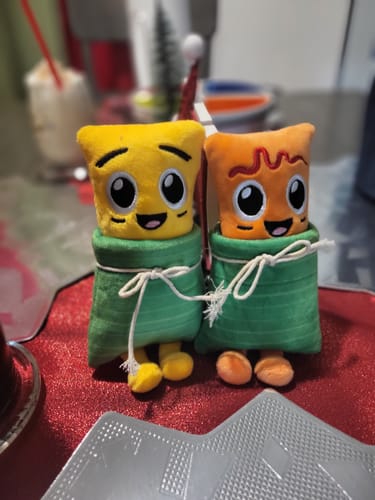 Customer photo review of Pasteles | Yuca y Masa