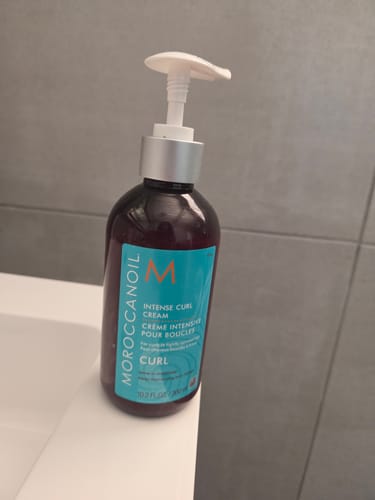 Customer photo review of Moroccanoil Intense Curl Cream - Curl Defining Cream 300ml