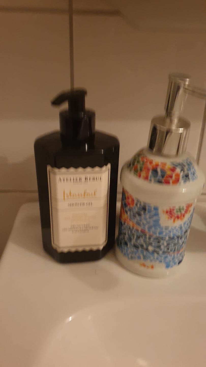 Customer photo review of Istanbul Hand & Bodylotion 250ml