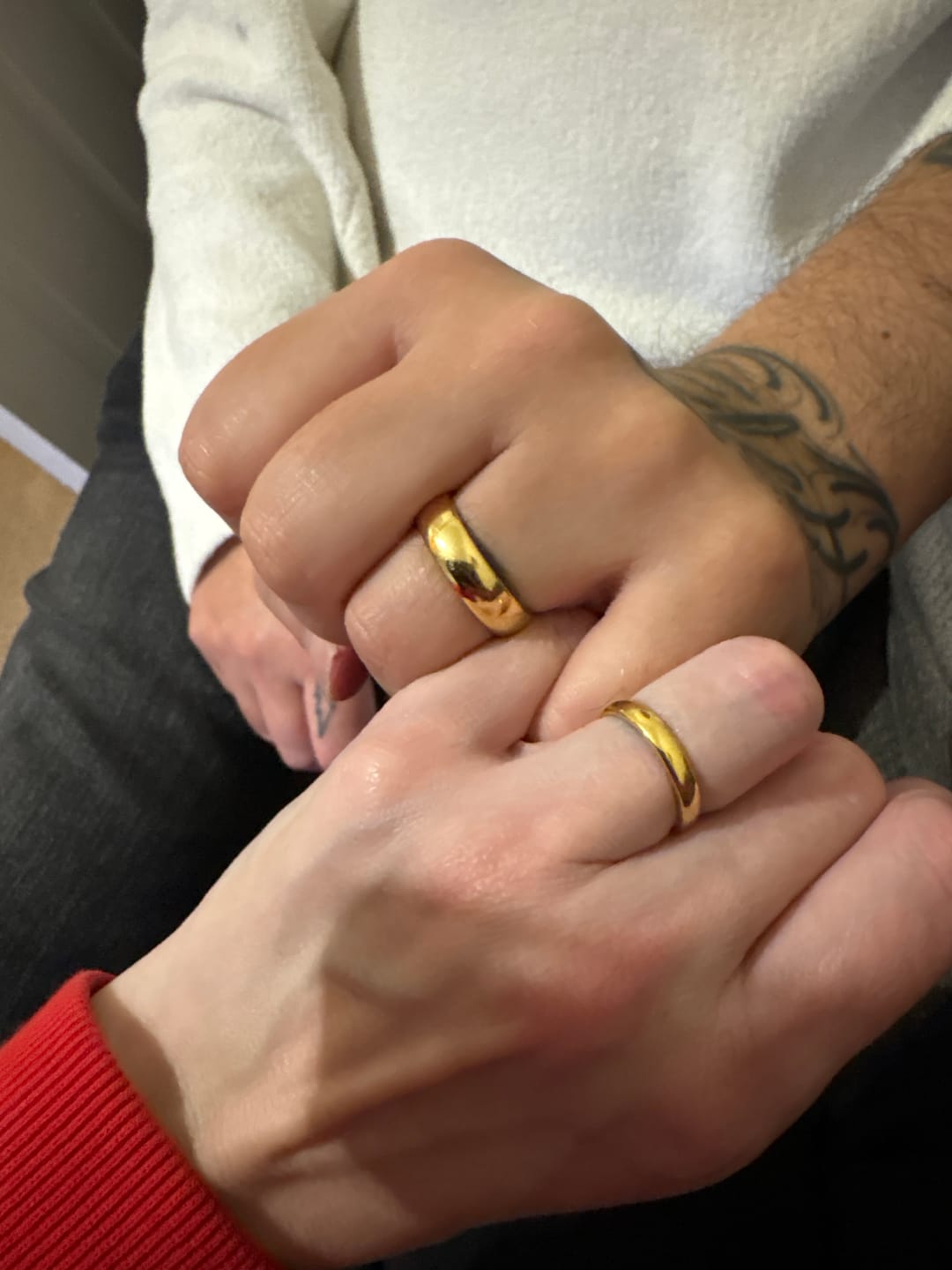 Customer photo review of Gold Wonder Ring Set