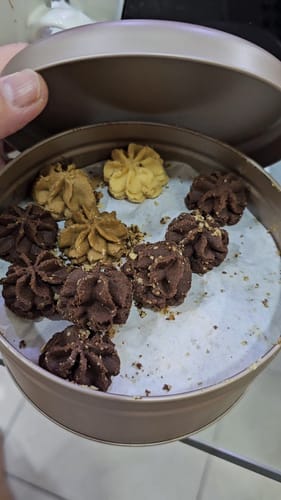 Customer photo review of Signature Mix Butter Cookies