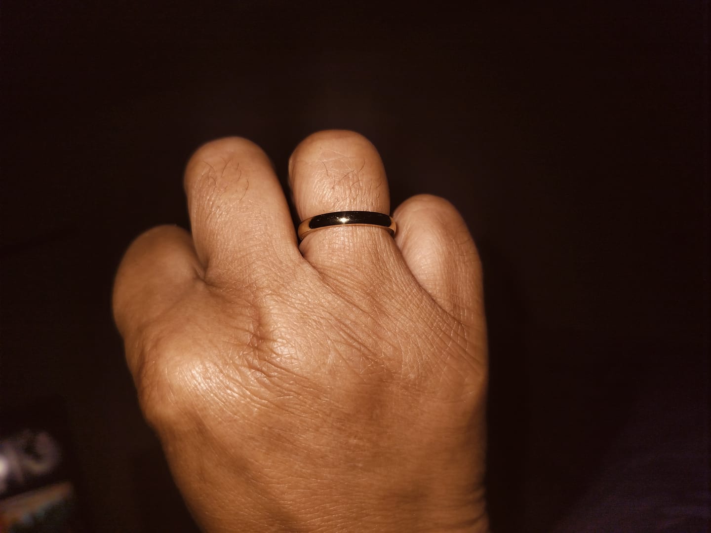 Customer photo review of Minimal Band Ring