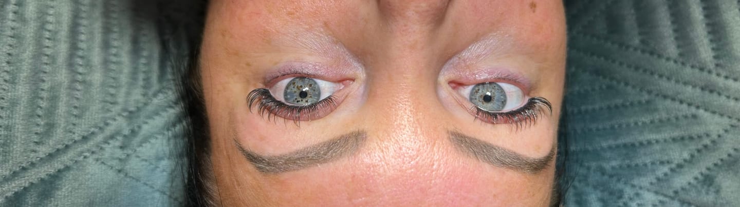 Customer photo review of Infinaluxe Customisable Lash Extensions (4 rows)