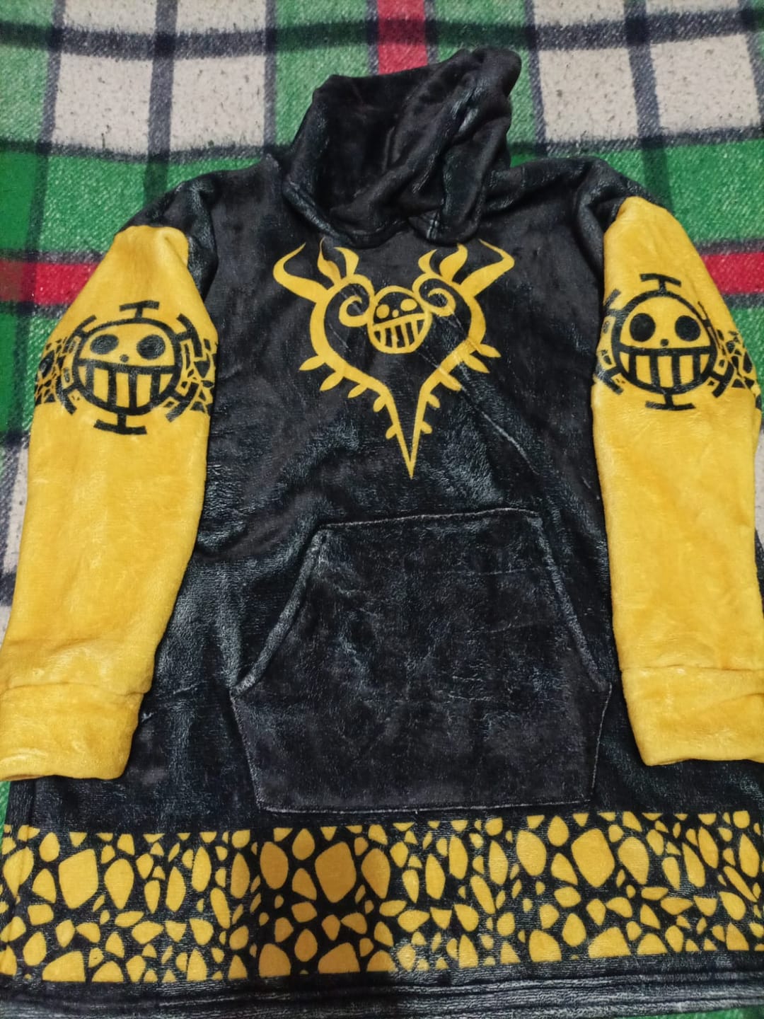 Customer photo review of Sudaderota Trafalgar Law