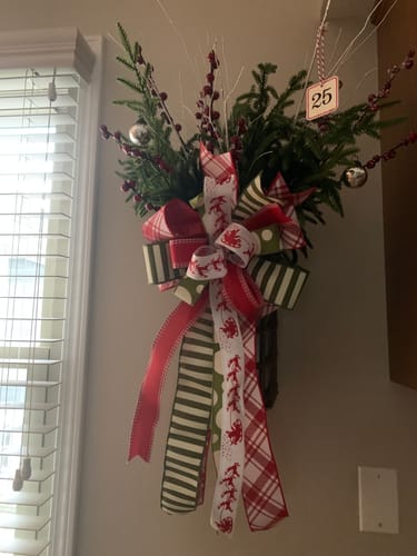 Customer photo review of Natural Touch Norfolk Pine Spray 38"