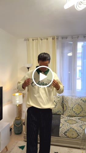Customer video review of Relax Fit California Print Contrast Polo Sweatshirt