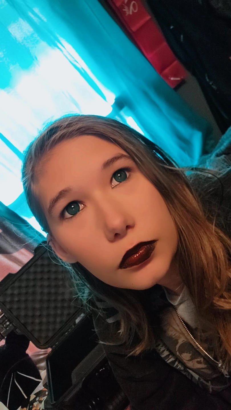 Customer photo review of Love Words Green Colored Contact Lenses