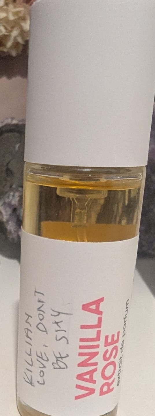 Customer photo review of Vanilla Rose