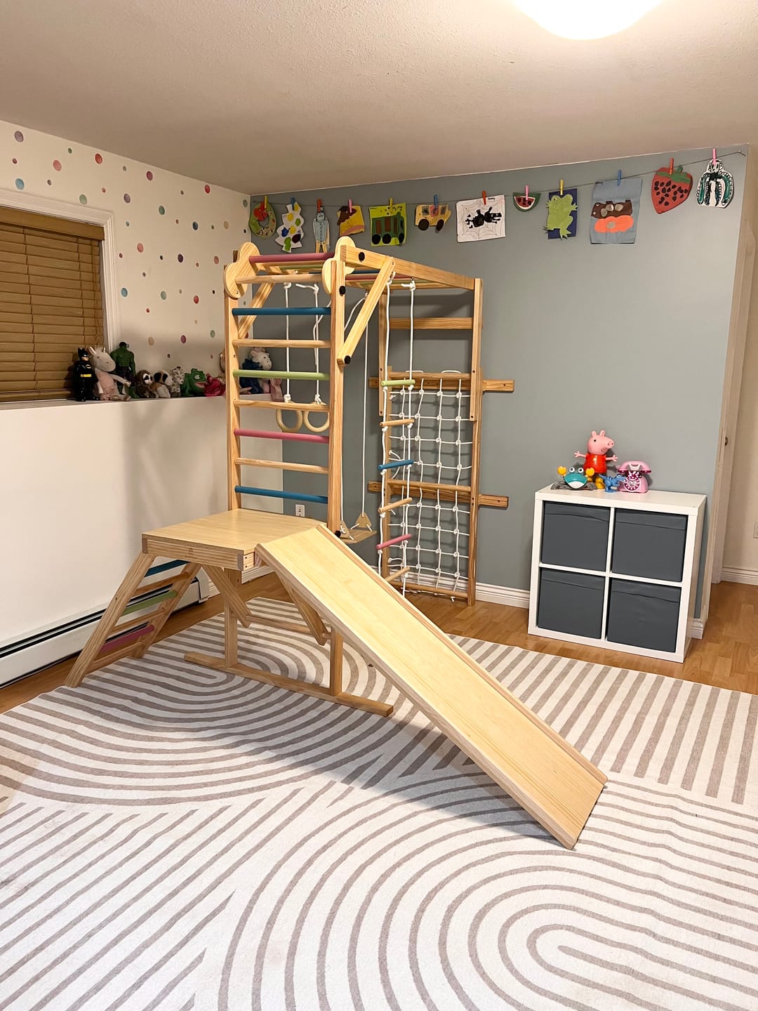 Customer photo review of Grove | Foldable Jungle Gym - Wall Mounted - Color Bars