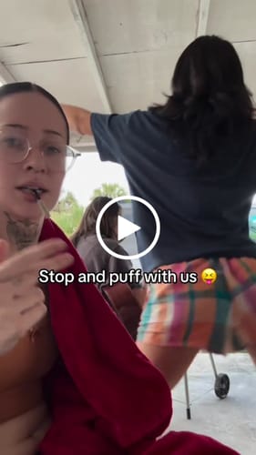 Customer video review of Sky Walker OG Prerolls(Galaxy Strongest)
