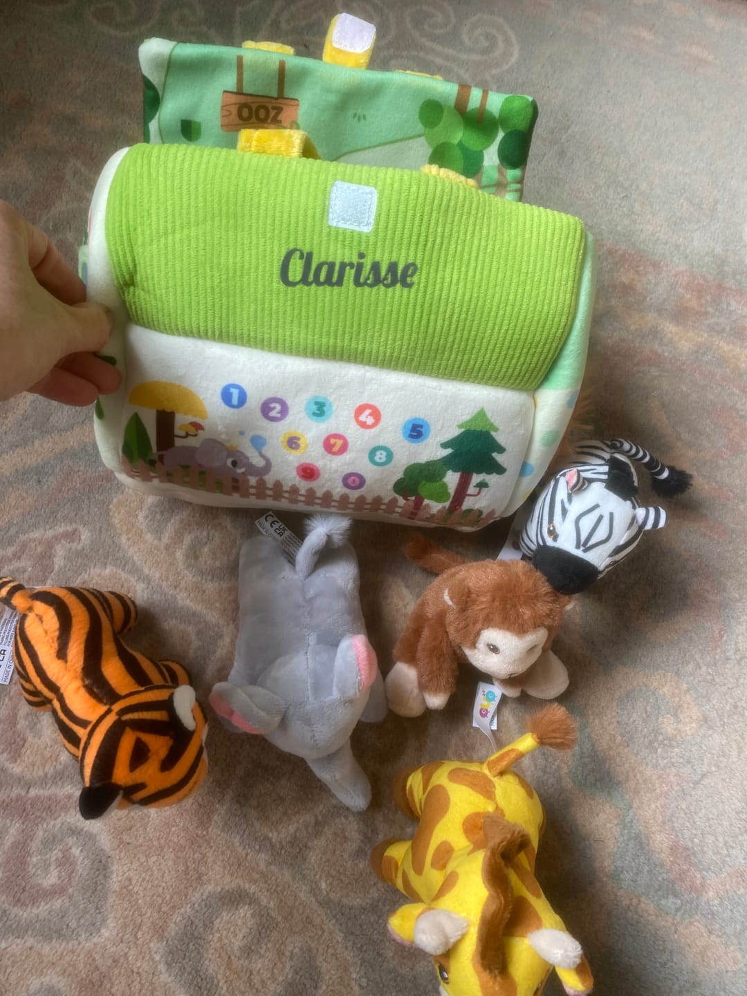 Customer photo review of Peluche personnalisée avec nom - animaux de zoo, animaux de ferme, chats et maisons pour chats
