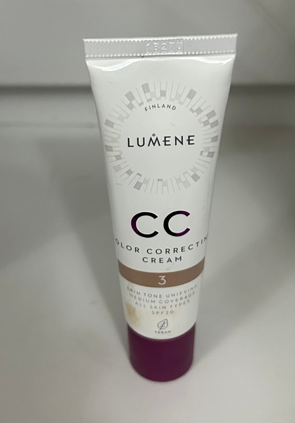 Customer photo review of Lumene CC cream - Веган CC Крем "Абсолютно съвършенство" 7в1 SPF 20