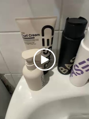 Customer video review of Shampoo
