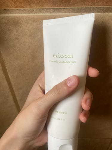 Customer photo review of Centella Cleansing Foam