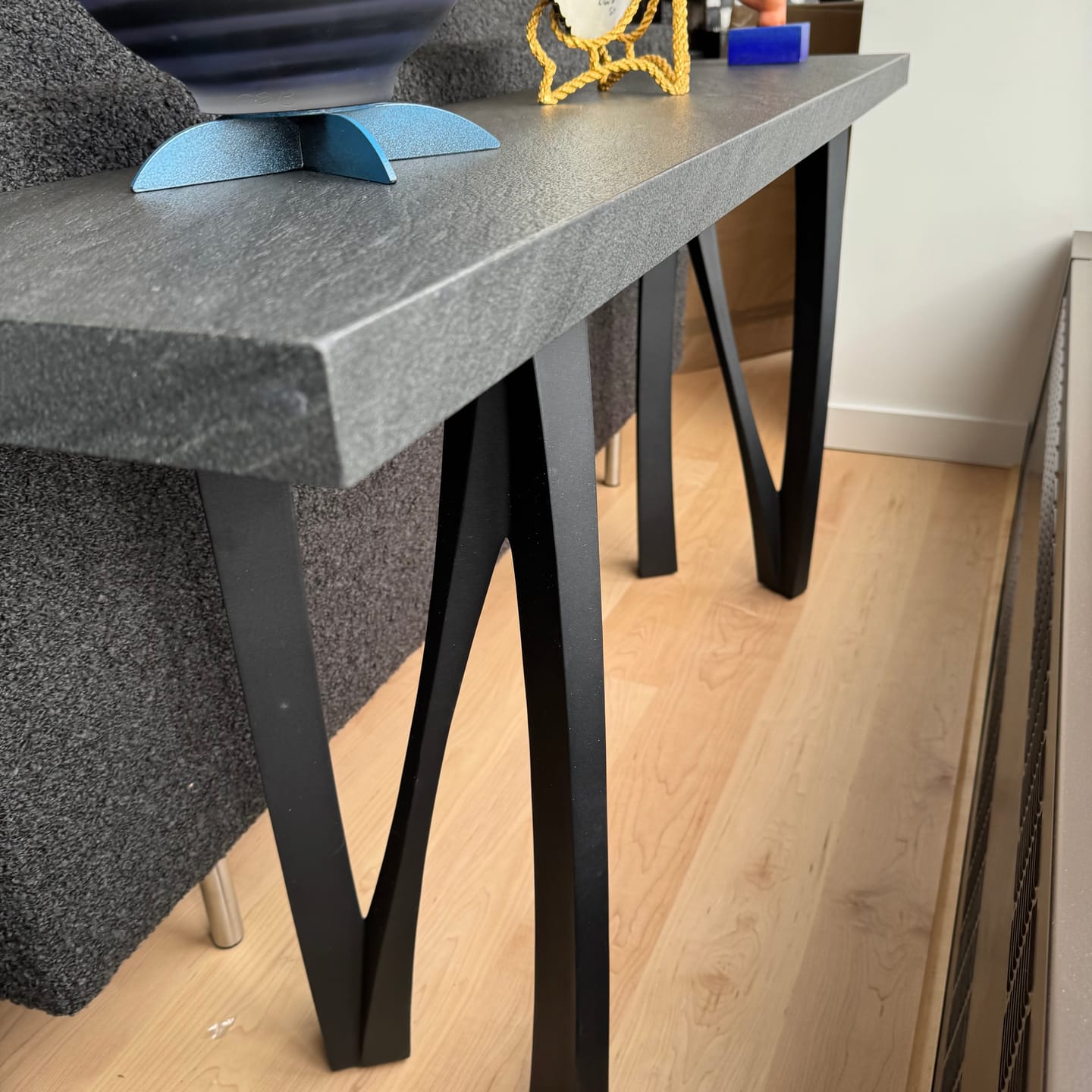 Customer photo review of Console Table Legs 210 Norah 28.2" H for DIY Furniture