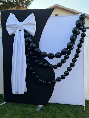 Customer photo review of 4x7ft Half Vase Backdrop Metal Frame Stand for Birthday Event Decoration
