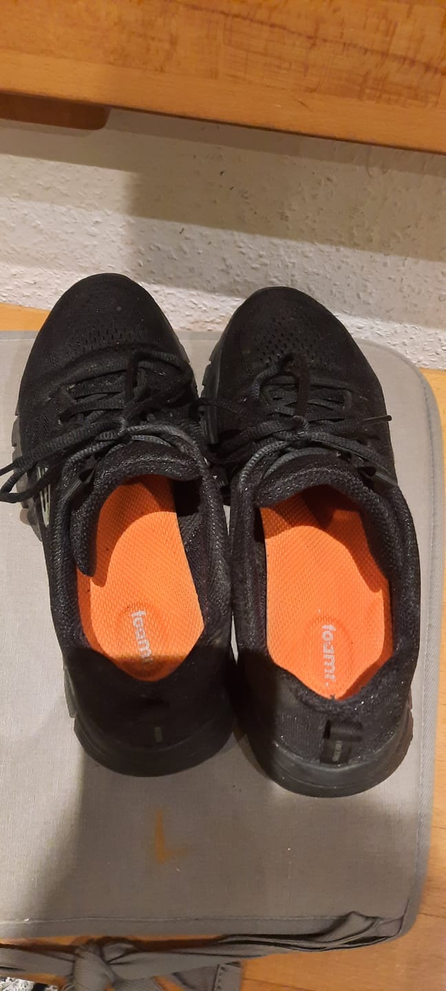 Customer photo review of Foamr® Massage-Einlegesohlen – Lindern Fersensporn & Plantarfasziitis