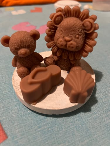 Customer photo review of Colorante líquido para velas MARRÓN