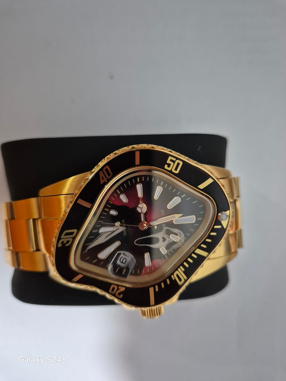 Avis client avec photo de XENOFLUX CLASSIC WATCH