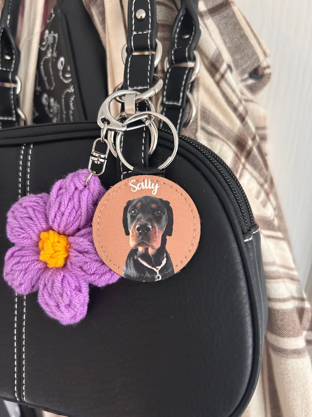 Customer photo review of Pet portrait - Personalised Keychain