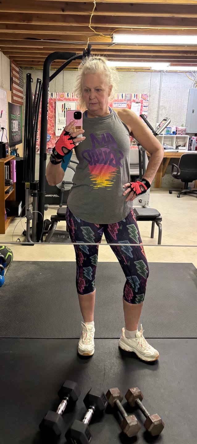 Customer photo review of AM Squad Squad Rocker Tank