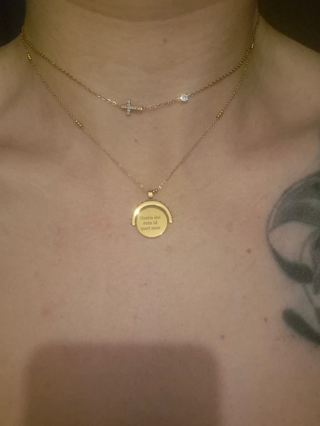 Customer photo review of Engravable Spinning Necklace