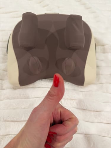Customer photo review of HiZoo - Pillow Neck & Shoulder Massager