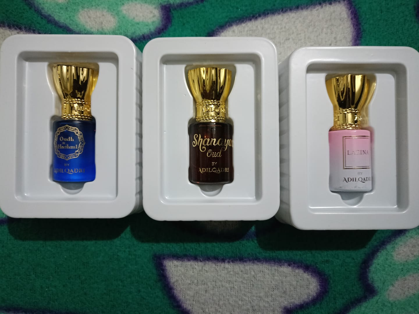 Customer photo review of Shanaya Oud Luxury Attar Perfume