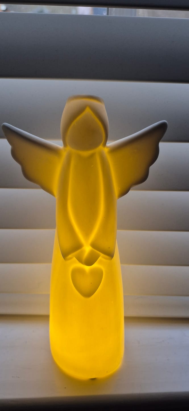 Customer photo review of Belleek Classic Angel of Protection