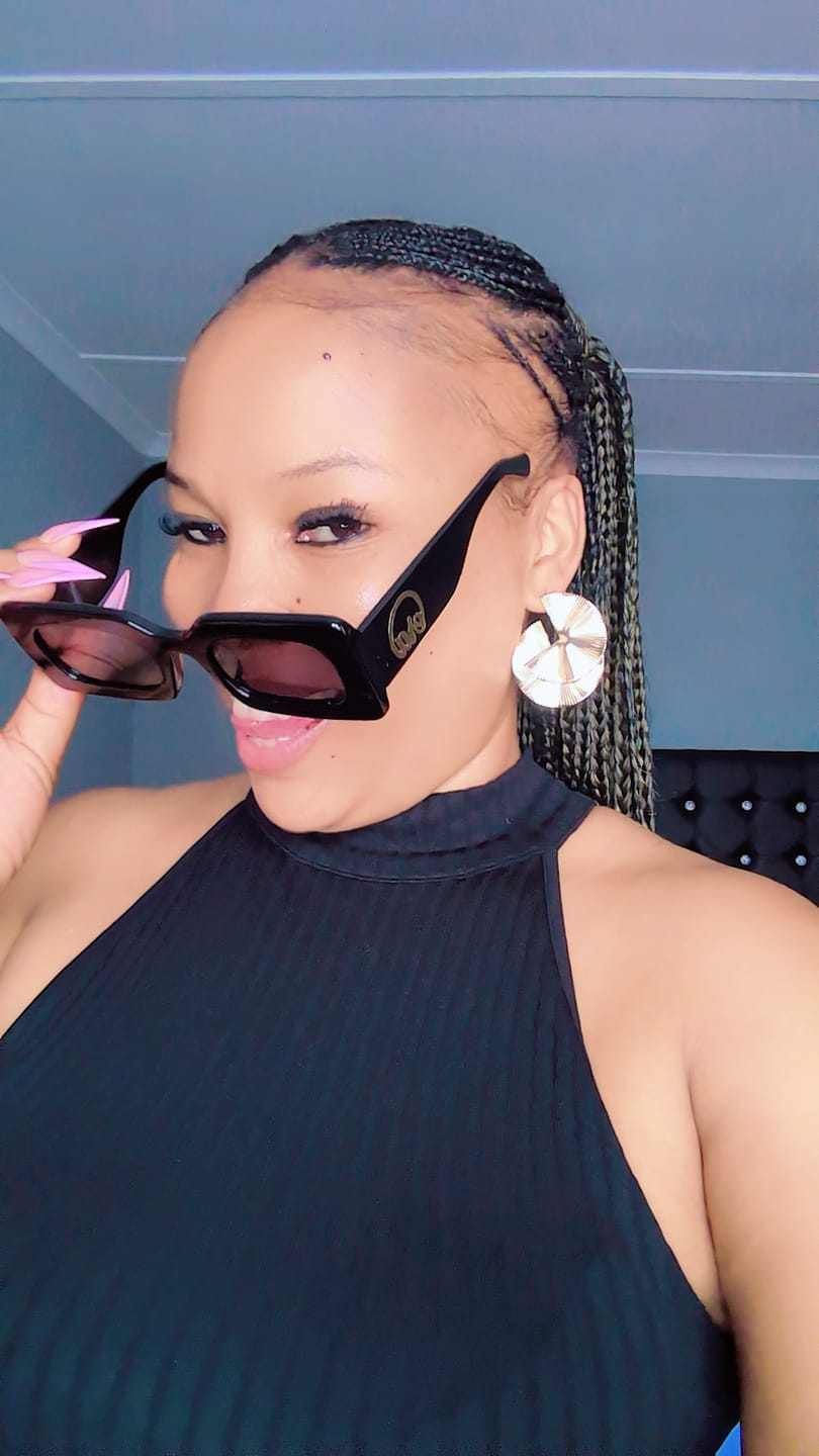 Customer photo review of Era Empire Sunglasses
