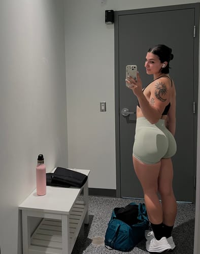 Customer photo review of surge shorts ~ pistachio